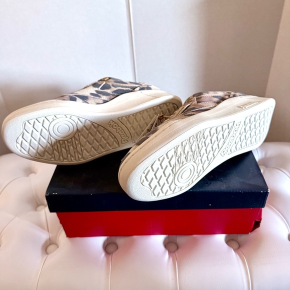 REEBOK TENNIS SNEAKERS CLUB C LEGACY DISTRESSED LEOPARD PRINT SUEDE SIZE 8 NWT - Picture 4 of 5